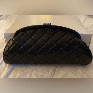 Chanel clutch